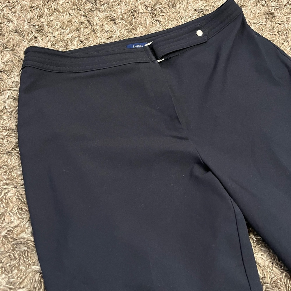Reitman’s Ladies Size 15 Dress Pant, Navy, Great condition, straight leg